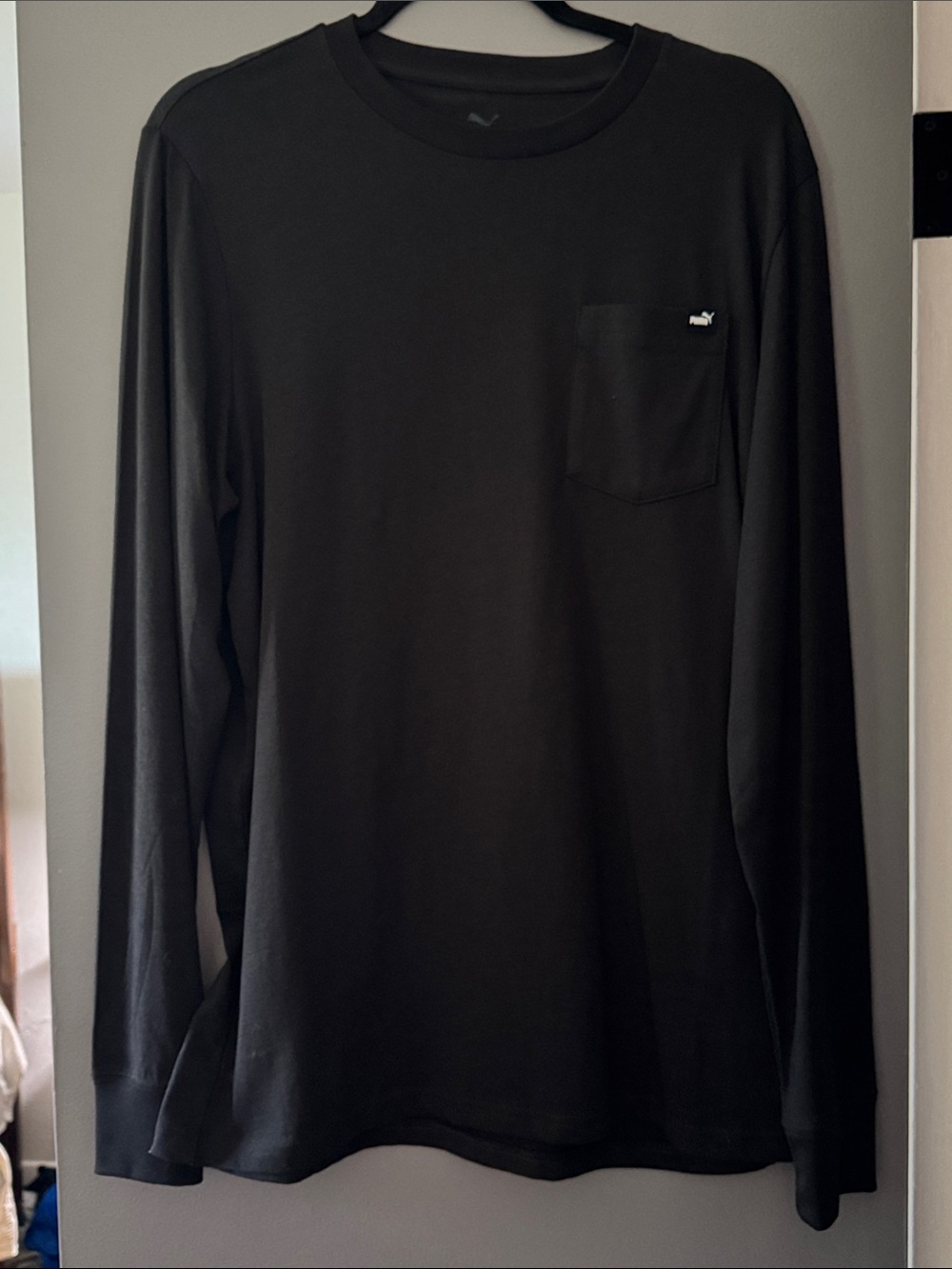 Puma Men’s Long Sleeve Pocket Tee - Black Large